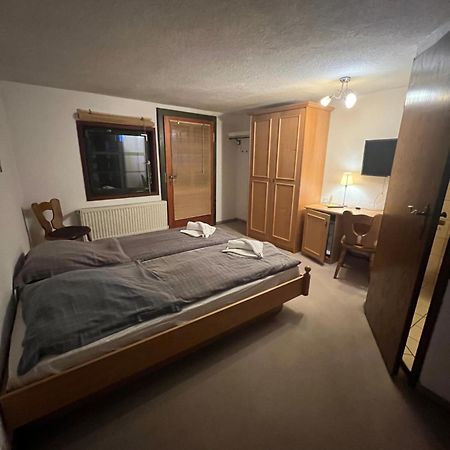 Hotel Erfurter Kreuz 키르하임 외부 사진